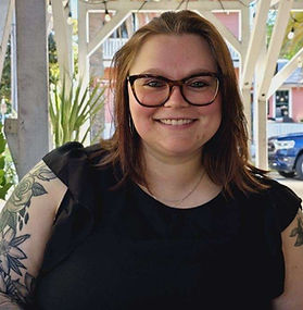 Emily Mora headshot